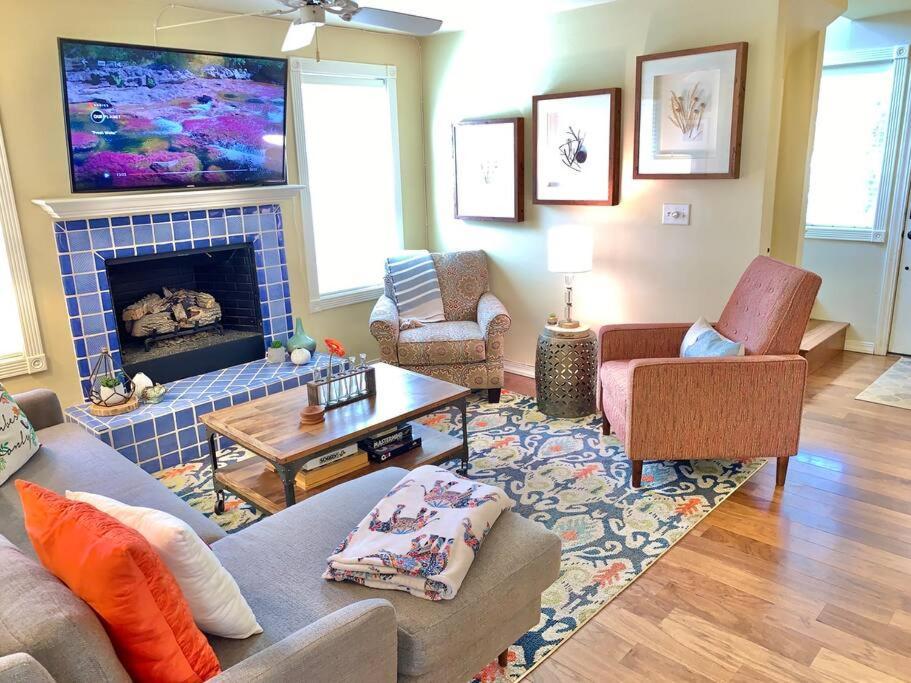 The Comforts' Inn: Mountain Escape Mountainaire エクステリア 写真
